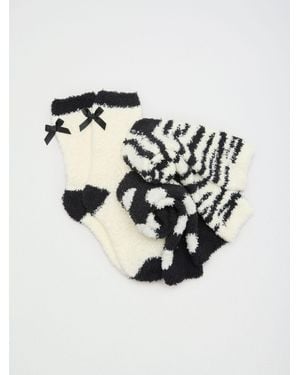 Friends Like These Cream And Zebra Print Cozy Slipper Socks 3 Pack - White