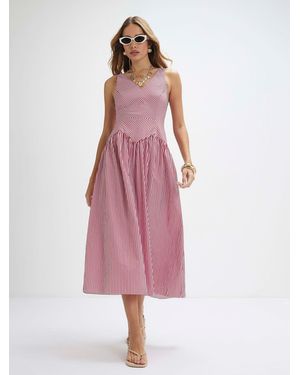 River Island Sleeveless V-Neck Stripe Midi Dress - Pink