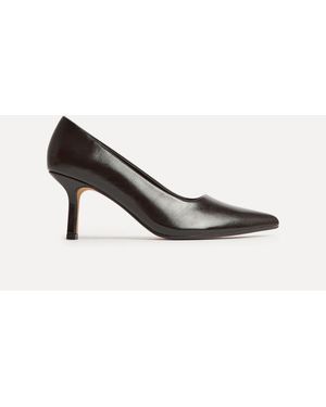 Linzi Wide Fit Aim Closed Court Stiletto Heels - Weiß