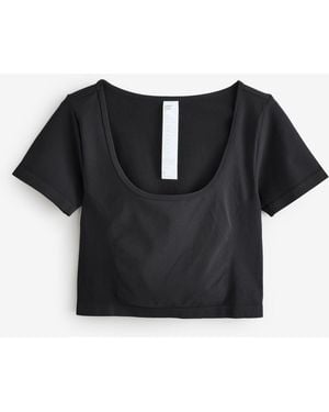 Fabletics Sleek Seamless Scoop Short-Sleeve Top - Black