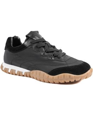 Jones Bootmaker Jones Bootmaker Amaris Leather Sneakers - Black