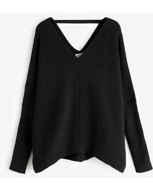 Style Cheat Ella V-Neck Sweater - Black