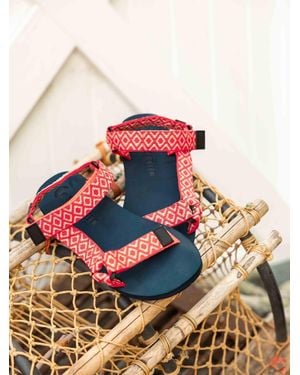 Weird Fish Trek Walking Sandals - Red