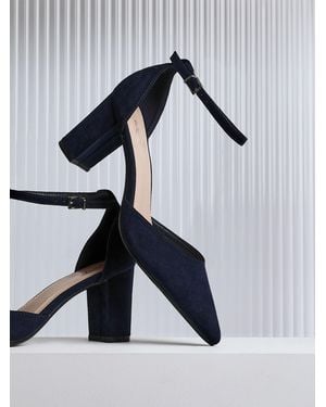 Linzi Leona Closed Back Court Block Heels - Blue