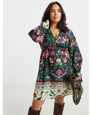 Simply Be Border Print Skater Dress - Black