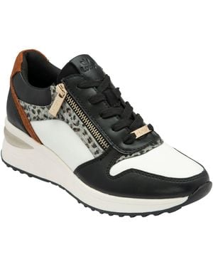 Lotus Wedge Sneakers - Black