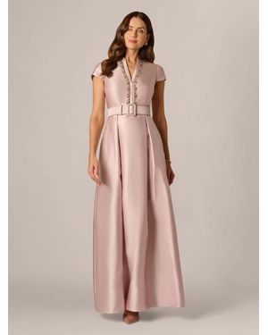 Adrianna Papell Belt Gown Ein figurbetontes, elegantes Abendkleid mit Mikado-Flügelärmeln - Pink