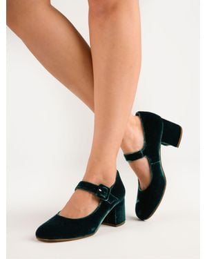 Penelope Chilvers Honey Velvet Shoes - Black
