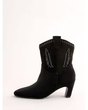 Love & Roses Faux Suede Pull On Western Low Heel Smart Ankle Boots - Black
