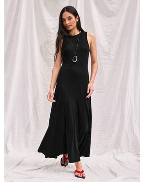 Ro & Zo Slub Jersey Seam Detail Midi Dress - Black