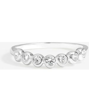Simply Silver 925 Sterling Cubic Zirconia Besel Ring - White