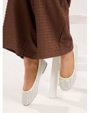 Yours Curve Extra Wide Fit Eee Faux Leather Cut Out Ballet Pumps - Brown