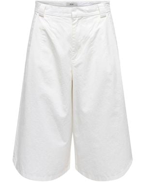 Jdy High Waist Bermuda Shorts - White