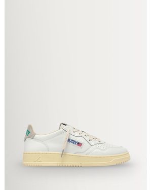 Autry Medalist Leather Low Top Sneakers With College Logo Suede Back Tab - Natural