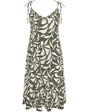 Yours Curve Leaf Tiered Sundress - White