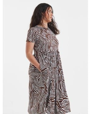 Simply Be Supersoft Midi Dress With Pockets - Brown