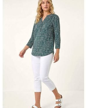 Roman Textured Abstract Print V-Neck Stretch Shirt - Blue
