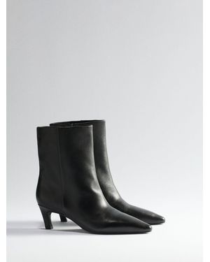 The Set Premium Chisel Ankle Boots Leather - Black