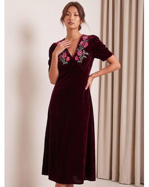 Roman Velvet Embroidered Dress - Brown