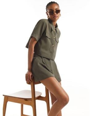 River Island Pique Flippy Shorts - Grün