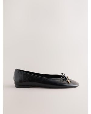 Ted Baker Ballerinas Aus Leder Mit Angewinkelter Zehenpartie - Schwarz