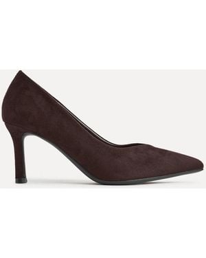 Linzi Sofia Wide Fit V Cut Vamp Court Shoes - White