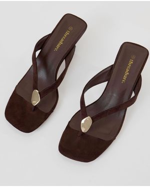 Threadbare Toe Post Kitten Heel Sandals - Brown
