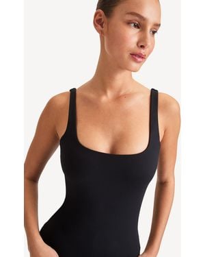 Tala Dayflex Minimal Vest - Black