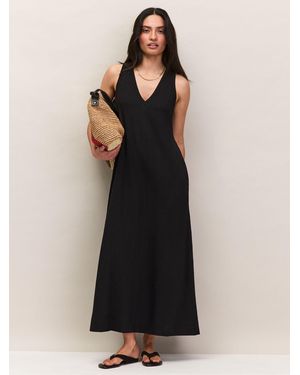 Ro & Zo Slub Jersey V-Neck Midi Dress - Black