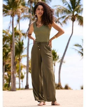 Sosandar Textured Vest Top - Green