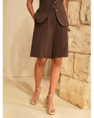 Love & Roses Linen Look Scallop Detail Shorts - Brown
