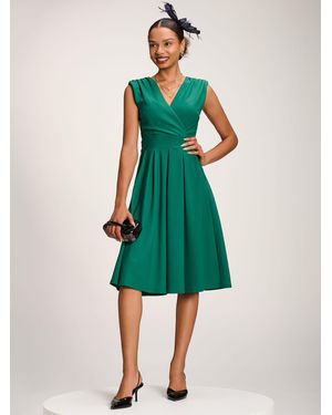Jolie Moi Plain Sleeveless Midi Dress - Green