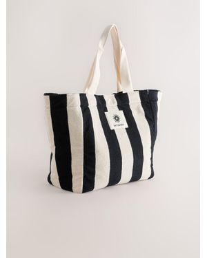 Self Towelling Shoulder Tote Bag - White