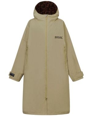 Regatta Adult Waterproof Changing Robe - Natural