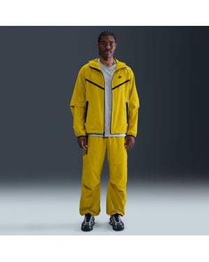 Nike Tech Woven Oversized Pants - Yellow