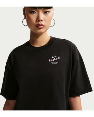 Nike Sportswear Oversized Mod-Cropped T-Shirt - Black