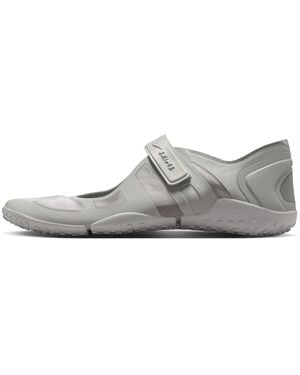 Nike Skims Rift Satin Shoes - Gray