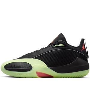 Nike Triangle Basketball Shoes - Green