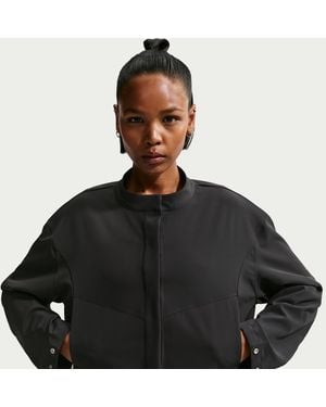 Nike 24.7 Perfectstretch Dri-Fit Loose-Fit Cropped Jacket - Black