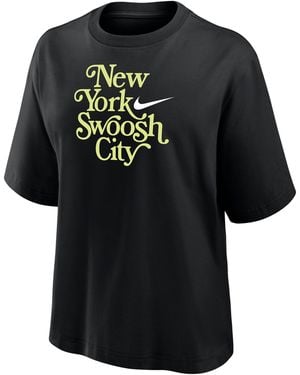 Nike Swoosh Cities New York Short-Sleeve Boxy T-Shirt - Black