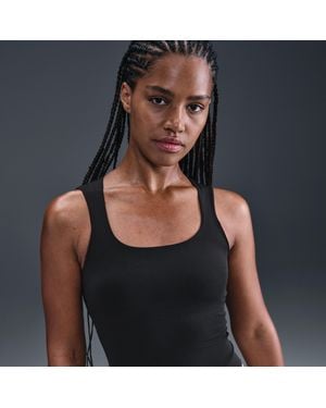 Nike Zenvy Dri-Fit Tank Top - Black