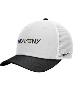 Nike Rise "Ny Vs. Ny" Structured A-Frame Cap - White