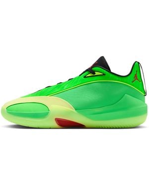 Nike Triangle "Paolo" Basketball Shoes - Green