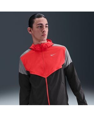 Nike Impossibly Light Windrunner Running Jacket - Red