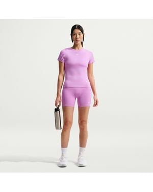 Nike Pro 365 5" Mid-Rise Shorts - Pink