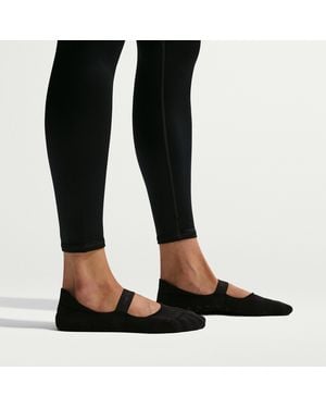 Nike Skims Dri-Fit Pilates Grip No-Show Socks (1 Pair) - Black