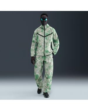 Nike Tech Dri-Fit Woven Camo Loose-Fit Pants - Green