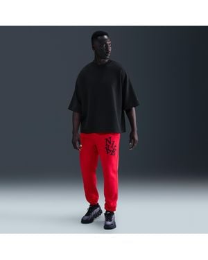 Nike Sportswear Club Cuffed Fleece Jogger Pants - Red