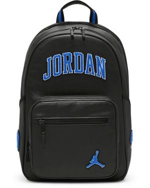 Nike Borough Varsity Rugzak (20 Liter) - Zwart