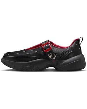 Nike Pointe Shoes - Black